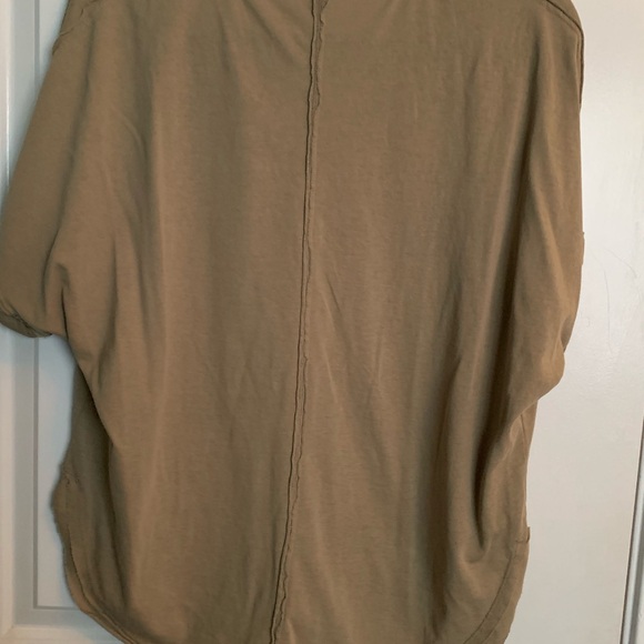 Neuflora Style T-shirt | Size Small - Picture 5 of 9